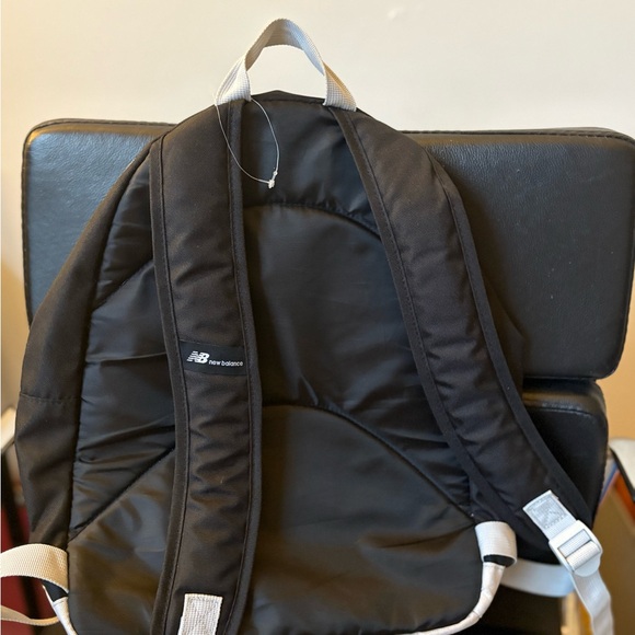 New Balance Black & Grey Classic Backpack — Lightweight & Unused 🎒 - Picture 5 of 5